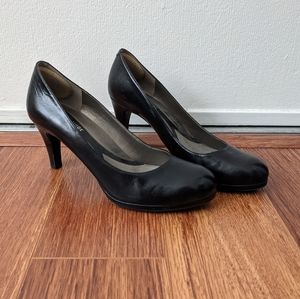 Naturalizer heels